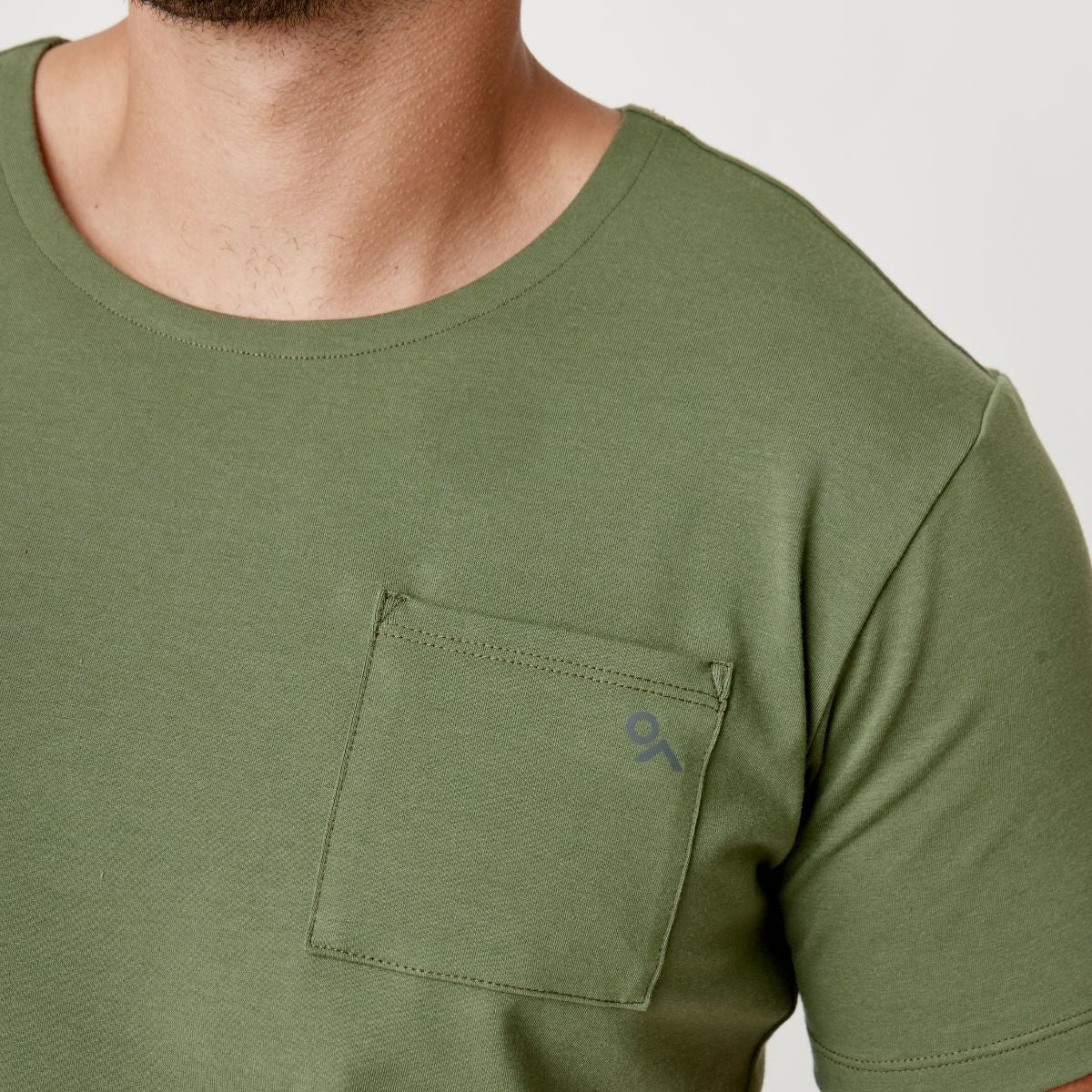 T-SHIRT POCKET FIT