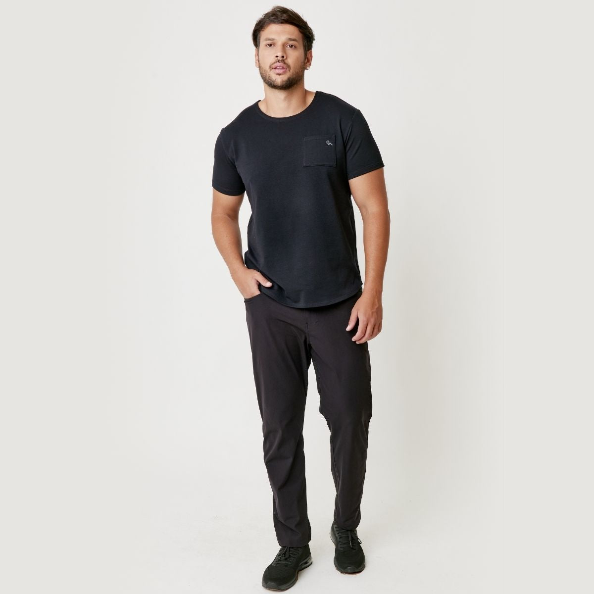 T-SHIRT POCKET FIT