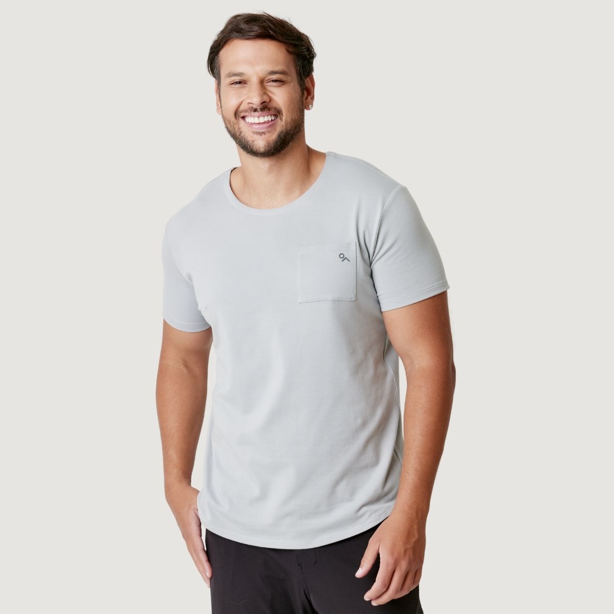 T-SHIRT POCKET FIT