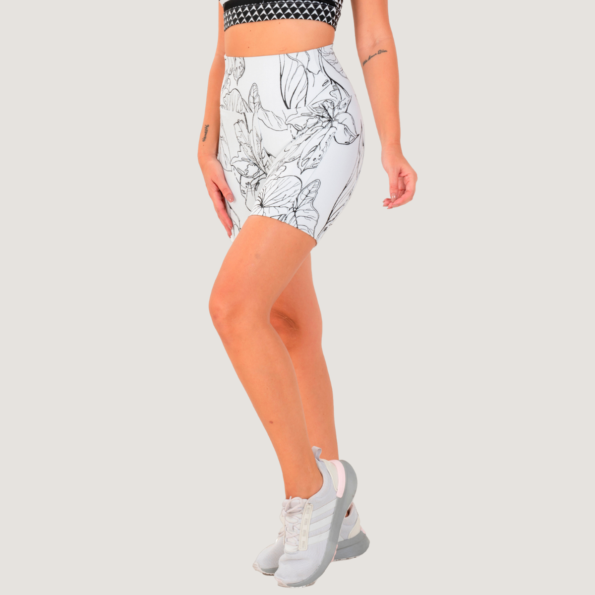 SHORT WONDERFUL FRESHNESS