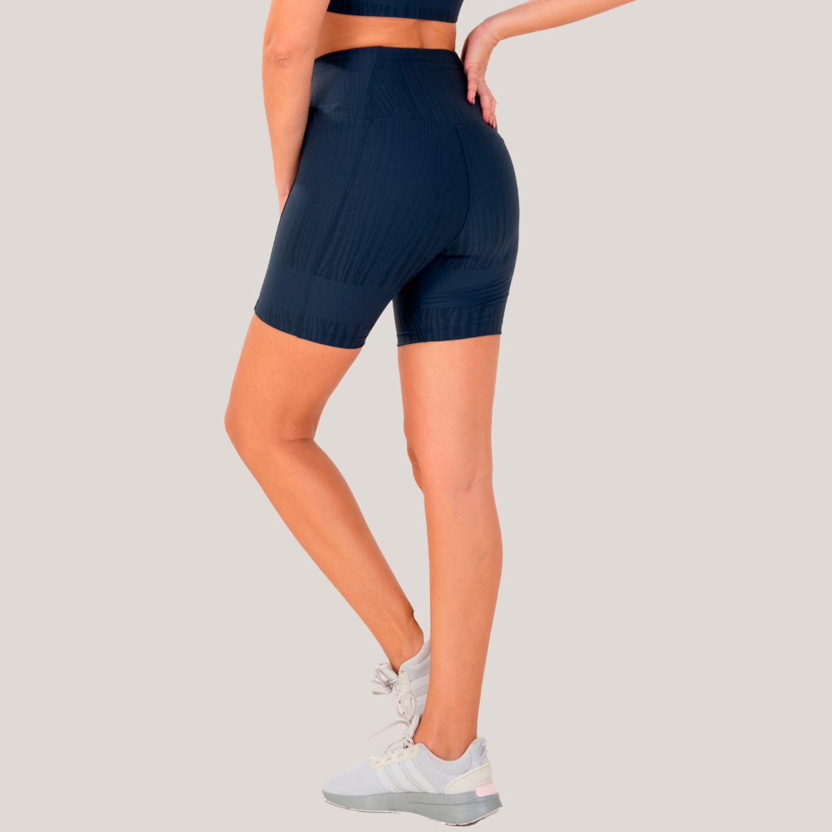 SHORT WONDERFUL FRESHNESS