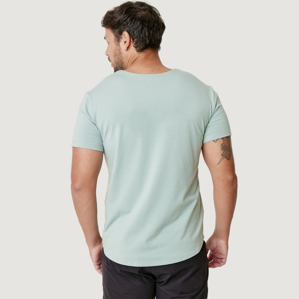 T-SHIRT POCKET FIT