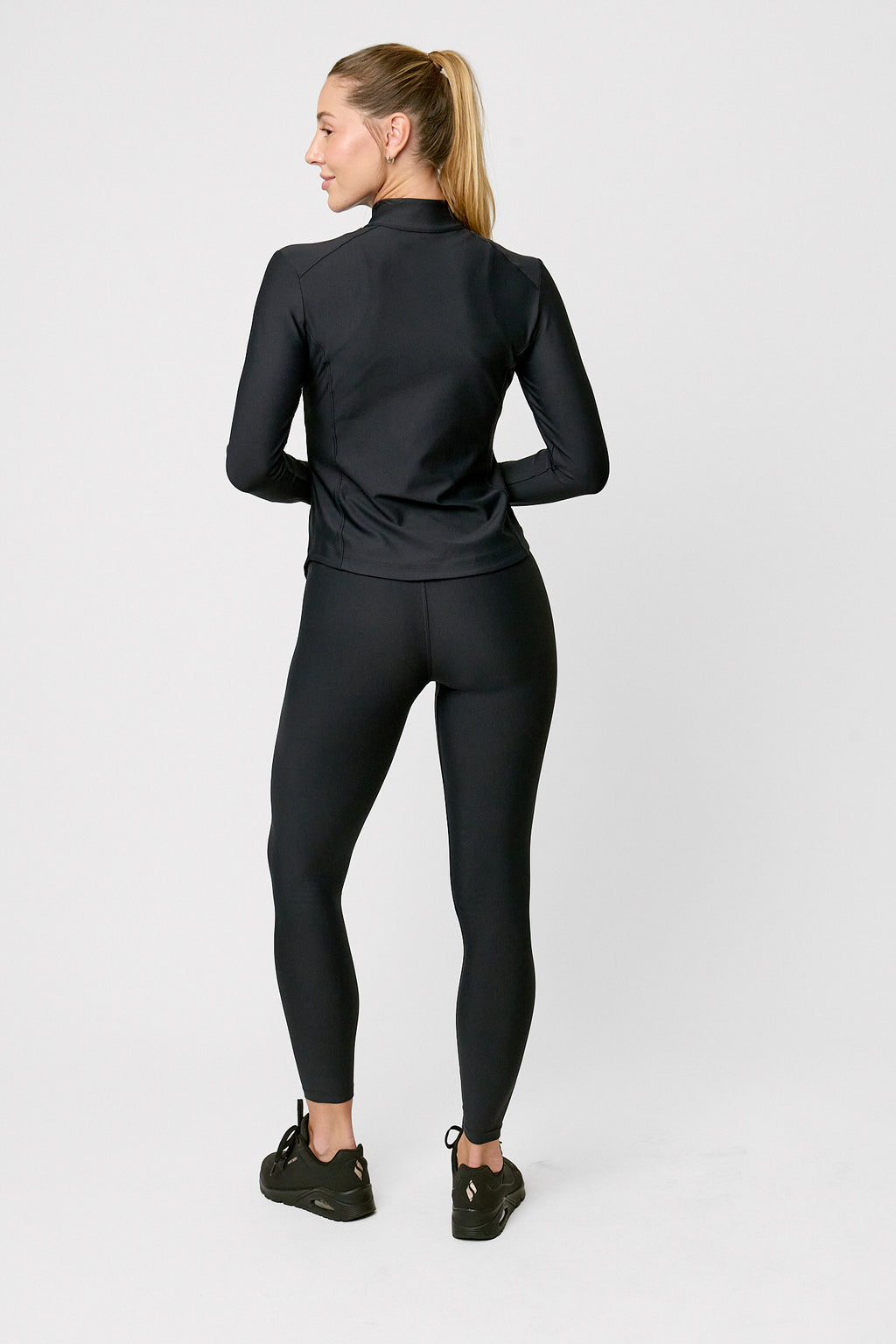 JACKET PERFORMANCE